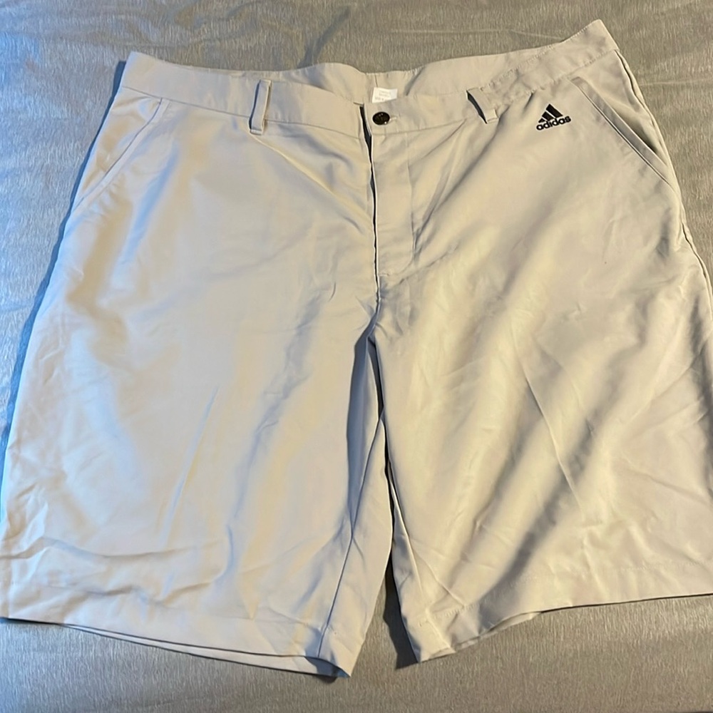 Adidas Shorts Size 40
